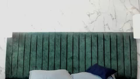 Snapshot of simon_durand chatting on February 3, 6:45 am simon_durand online show from February 3, 6:45 am