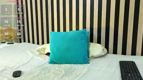 Simon  online show from March 17, 12:08 pm