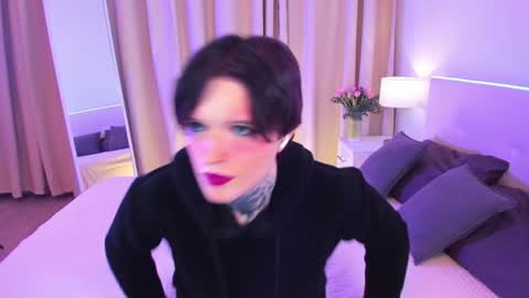 Snapshot of simona_rain chatting on January 18, 5:31 am Simona online show from January 18, 5:31 am