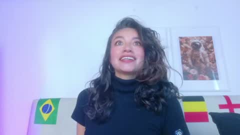 simone_feral online show from June 24, 12:26 pm