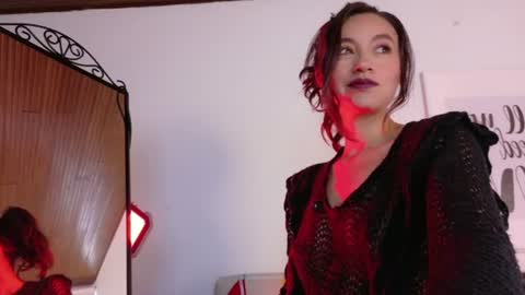 simone_feral online show from July 6, 12:24 pm
