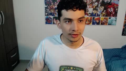 Snapshot of simone_vice chatting on October 6, 10:51 pm simone vice online show from October 6, 10:51 pm