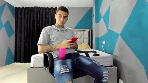 SIMON KELER online show from December 18, 3:26 am