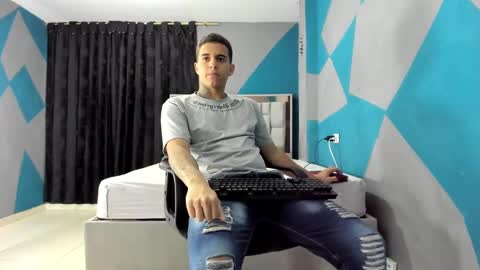 SIMON KELER online show from December 19, 2:34 am