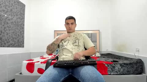 SIMON KELER online show from February 10, 9:52 pm