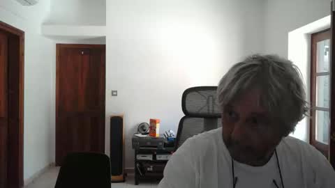 Simon online show from April 17, 10:07 am