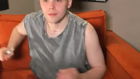 Simon online show from February 13, 8:05 pm