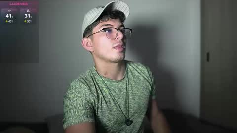 Snapshot of simoon_01 chatting on February 4, 11:09 pm SIMOON online show from February 4, 11:09 pm