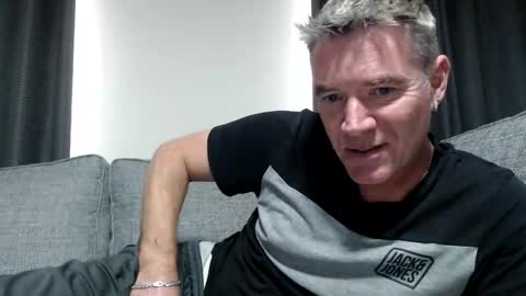 Snapshot of simplelife0 chatting on October 13, 3:56 pm Ricky online show from October 13, 3:56 pm