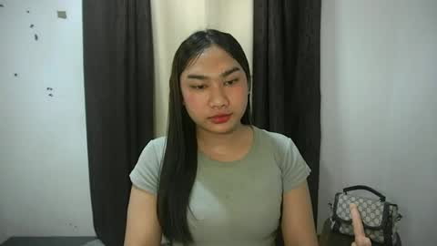 Snapshot of simply_francine chatting on July 6, 1:08 pm simply francine online show from July 6, 1:08 pm