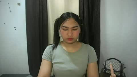 Snapshot of simply_francine chatting on July 6, 3:03 pm simply francine online show from July 6, 3:03 pm