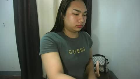 Snapshot of simply_francine chatting on July 8, 12:04 am simply francine online show from July 8, 12:04 am