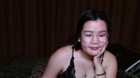 Snapshot of simply_niki chatting on April 28, 9:58 am zia online show from April 28, 9:58 am