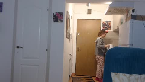 simyhvn online show from March 3, 5:09 am