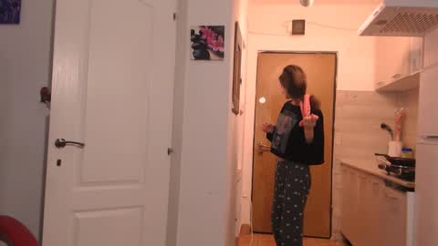 simyhvn online show from February 28, 5:41 am