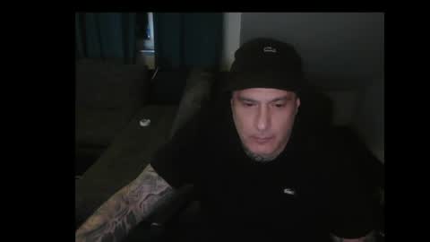 Snapshot of sinalco1975 chatting on April 3, 4:21 am sinalco1975 online show from April 3, 4:21 am