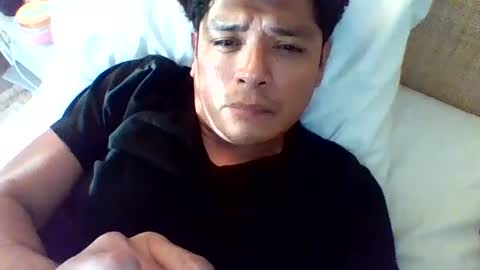 Snapshot of sincitygrease13 chatting on December 23, 10:44 pm Alex online show from December 23, 10:44 pm