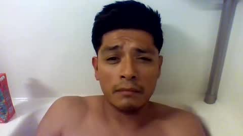 Snapshot of sincitygrease13 chatting on January 24, 4:27 am Alex online show from January 24, 4:27 am