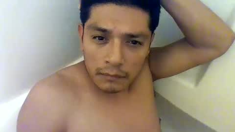 Snapshot of sincitygrease13 chatting on February 3, 5:18 am Alex online show from February 3, 5:18 am