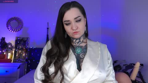 Snapshot of sindeleros chatting on December 3, 4:39 pm Ms. Sindel online show from December 3, 4:39 pm