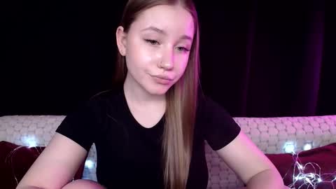 Snapshot of sindiwatsoon chatting on December 12, 7:04 pm Sindi online show from December 12, 7:04 pm