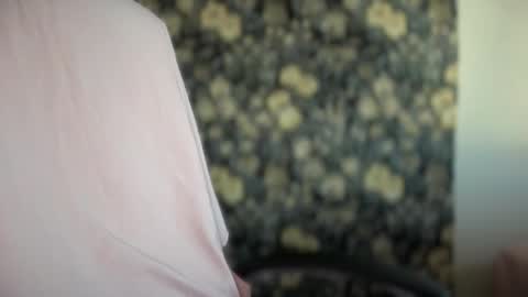 Sindra online show from December 17, 10:16 pm