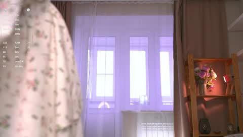   online show from September 21, 4:03 am