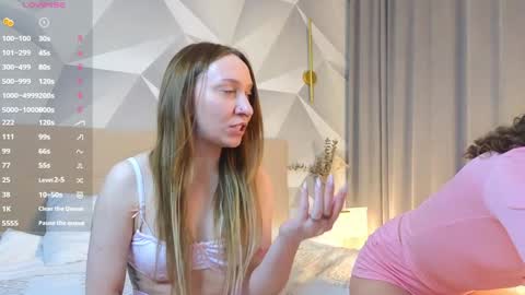   online show from March 23, 4:22 pm