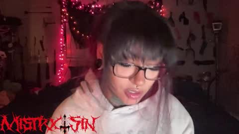 Snapshot of sinfulincubus chatting on February 20, 3:03 am Mistrx Sin online show from February 20, 3:03 am