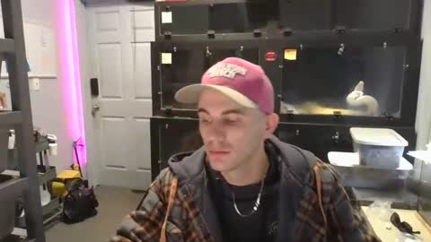 sinfullv online show from December 4, 6:06 pm