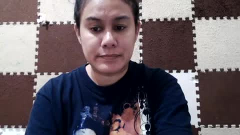 Snapshot of singlemomma31 chatting on May 15, 8:54 am stef online show from May 15, 8:54 am