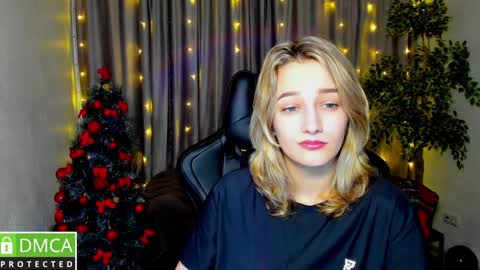 Snapshot of sinty_noria chatting on December 23, 4:44 am Sinty Noria online show from December 23, 4:44 am