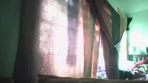 Snapshot of siofra chatting on February 12, 2:43 pm Siofra online show from February 12, 2:43 pm