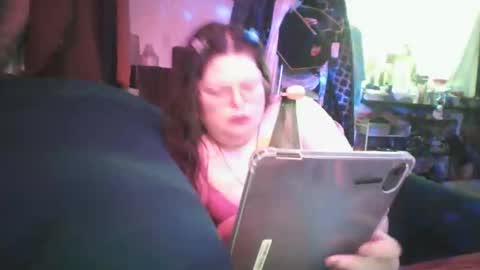 Snapshot of siofra chatting on February 15, 1:53 am Siofra online show from February 15, 1:53 am