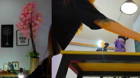 Snapshot of siouxsie_cenobite chatting on September 18, 11:01 am Siouxsie online show from September 18, 11:01 am