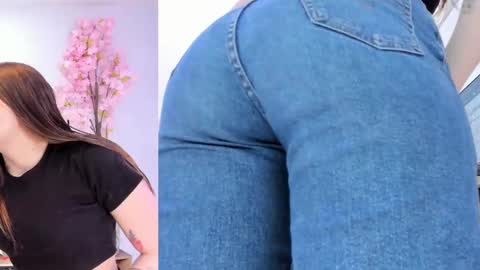 Snapshot of siouxsie_cenobite chatting on September 30, 11:26 am Siouxsie online show from September 30, 11:26 am