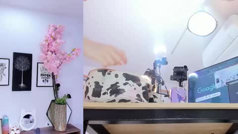 Snapshot of siouxsie_cenobite chatting on February 15, 11:19 am Siouxsie online show from February 15, 11:19 am