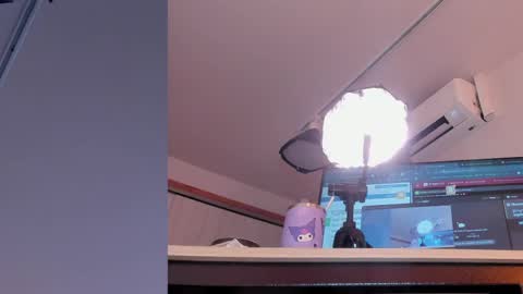 Snapshot of siouxsie_cenobite chatting on April 26, 11:19 am Siouxsie online show from April 26, 11:19 am