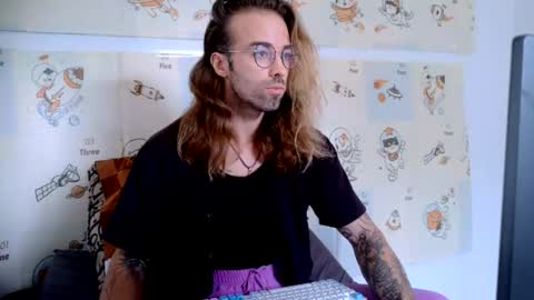 Snapshot of sir__gay chatting on June 21, 8:06 am Sir Gay online show from June 21, 8:06 am