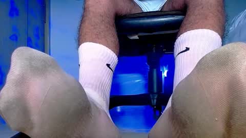 only foot                         worshipers here online show from September 21, 12:01 am