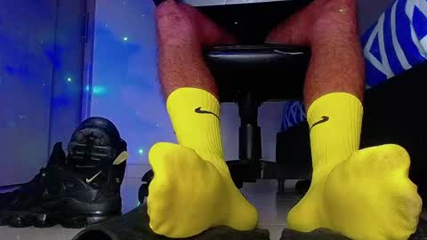 only foot                         worshipers here online show from February 20, 1:13 am