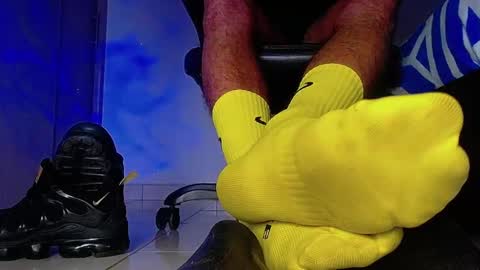 only foot                         worshipers here online show from February 20, 6:26 am