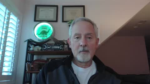 Snapshot of sir_lust_alot chatting on January 1, 9:20 pm Don Roberto online show from January 1, 9:20 pm