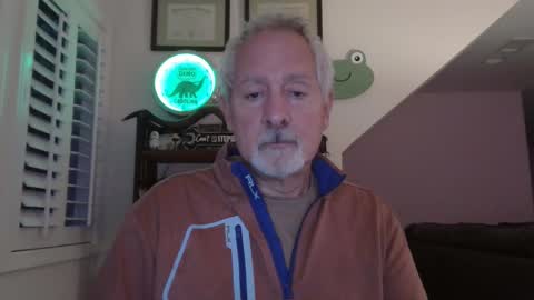 Snapshot of sir_lust_alot chatting on October 19, 11:11 am Don Roberto online show from October 19, 11:11 am