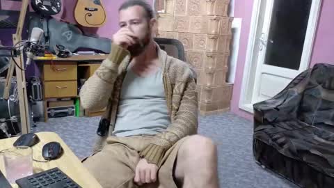 I am The Fourth and only Sir. Pelo online show from September 13, 5:24 pm