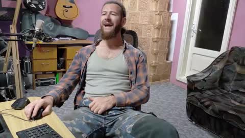 I am The Fourth and only Sir. Pelo online show from September 15, 5:57 pm