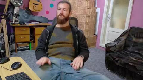 I am The Fourth and only Sir. Pelo online show from October 14, 10:38 am