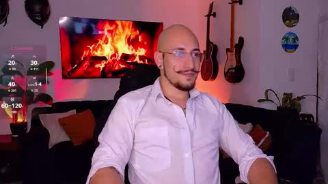 William independent models online show from March 13, 11:44 pm