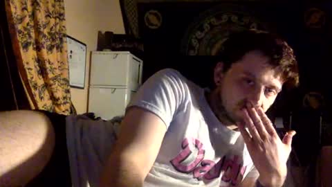 Snapshot of sirbelladonna chatting on January 31, 9:27 am mystix27 online show from January 31, 9:27 am