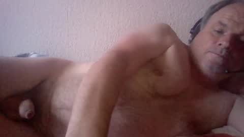 Snapshot of sircamalot43 chatting on June 15, 4:04 am sircamalot43 online show from June 15, 4:04 am